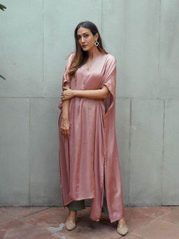 trueBrowns - Mauve Silk Blend Kaftan Kurta Pant (Set of 2)