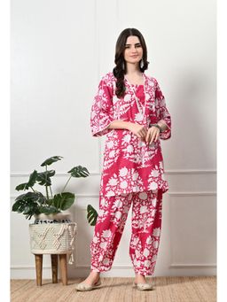 Laado - Pink Floral Kurta with Salwar (Set of 2)