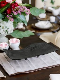 At Home by Nilkamal - Wave Decorative Platter -Black
