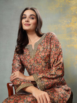 Nayam by lakshita - Paisley Printed Pashmina Straight Kurta with Trouser (Set of 2)