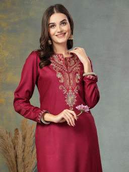 Nayam by lakshita - Solid Embroidered Rayon Straight Kurta with Trouser (Set of 2)