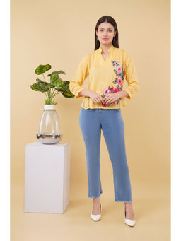 OSKOS - Elegant Yellow Floral Applique Mandarin Collar Top