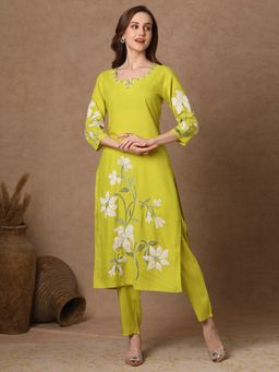 FASHOR - Floral Patchwork Embroidered Straight Fit Kurta and Pant (Set of 2)