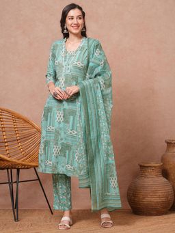 FASHOR - Floral Printed and Embroidered Straight Fit Kurta with Pant and Dupatta (Set of 3)