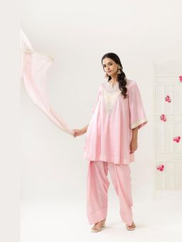 BAHAARA BY DIVYA NARULA - Pink Noora Kurta and Salwar with Dupatta