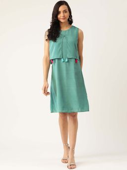 Dodo & Moa - Green Round Neck Women Knee Length Dress