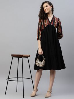 Deebaco - Stripes Printed with Black Tiered Dress