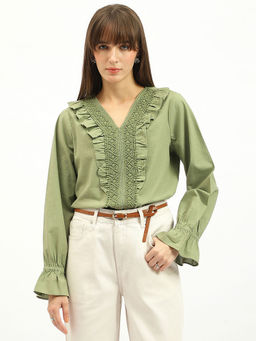 United Colors of Benetton - V-Neck Embroidered Green Top