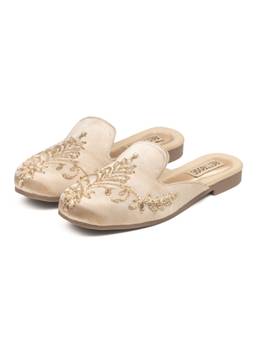 RETTROSE - Noorani Embellished Flat Sandals