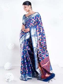 Boveee - Women Navy Blue Organza Woven Saree Without Blouse