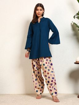 Deebaco - Women Teal Cotton Kurta with Salwar