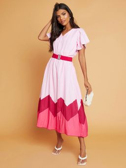 Styli - Pink Color Block Flute Sleeves A-line Maxi Dress