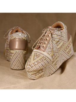 Around Always - Gaatha Ivory Sneakers