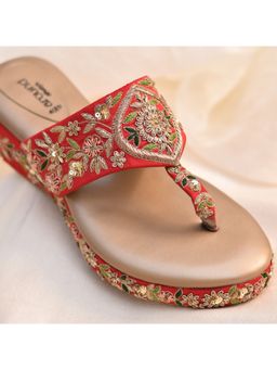Around Always - Saar Red Wedges