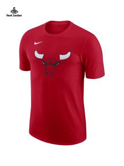 Nike - Men Chicago Bulls Essential T-shirt