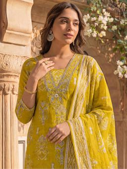 Vaamsi - Women Yellow Viscose Ikat Straight Kurta With Pant & Dupatta
