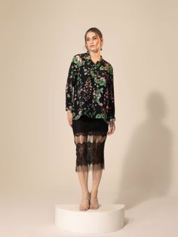 Sakshi Girri - Black Botanical Printed Shirt with Chantilly Lace Skirt (Set of 2)