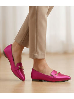 YASSIO - Women Pink Satin Pointed Toe Ballerinas