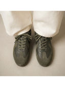 Olive color option, Currently selected