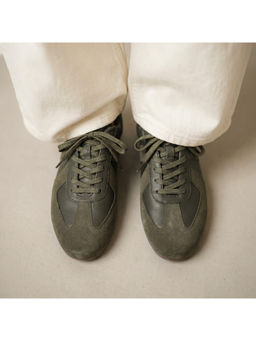 Monkstory - Men Escape Classic Panel Sneakers - Olive Green