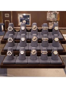 La Trove - Premium Purple Velvet Rings Organizer Display Holders (Pack of 15)