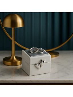 Momentz - Silver Wedding Ring Box