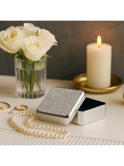 Momentz - Sliver Square Shape Jewellery Box