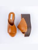 Brown color option