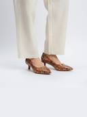 Brown color option