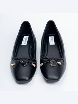 FOREVER SHOE BAZAR - Black Ebony Elegance Casual Flats