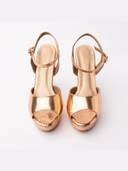 Rose Gold color option