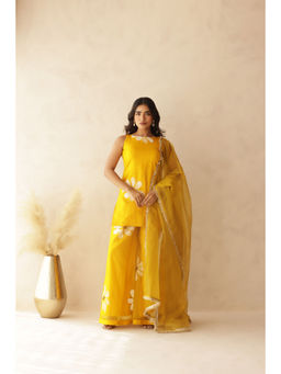 DEASHA INDIA - Anura Yellow Hand Painted Kurti with Palazzo and Dupatta (Set of 3)