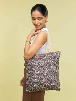 Zouk - Black Flo Motif Ivy Tote Bag
