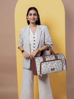 Zouk - Grey Agra Durrie Weekender Duffel Bag (M)