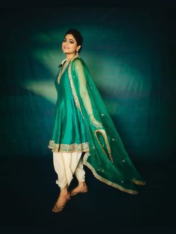 Gopi Vaid - Shamita Green Kurta with Dhoti and Dupatta