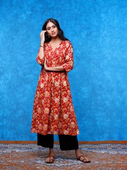The Svaya - Rustic Red Floral Printed Pintuck Kurta