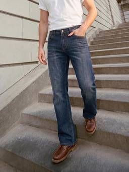 The Indian Garage Co - Men Bootcut Solid Mid-Rise Jeans-Blue