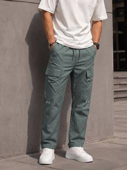 The Indian Garage Co - Men Relaxed Fit Solid Flap Pocket Mid-Rise Cargo-Olive