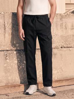 The Indian Garage Co - Men Straight Fit Solid Cargo Pocket Mid-Rise Cargo-Black