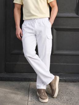 The Indian Garage Co - Men Straight Fit Solid Cargo Pocket Mid-Rise Cargo-White