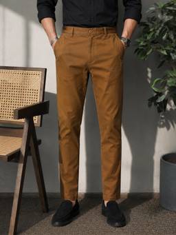 The Indian Garage Co - Men Slim Fit Solid Mid-Rise Chinos-Brown