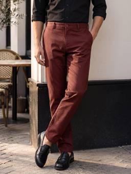 The Indian Garage Co - Men Slim Fit Solid Mid-Rise Chinos-Maroon