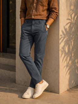 The Indian Garage Co - Men Regular Fit Solid Mid-Rise Chinos-Grey