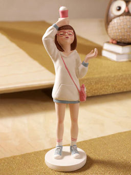 Aarvi Decor - Ceramic Beige Ice Cream Balance Queen Figurine