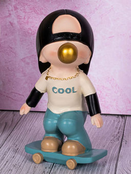 Aarvi Decor - Ceramic White & Blue Skate Swagger Figurine