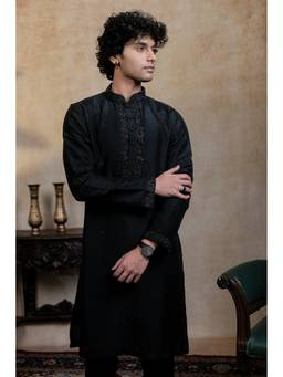 HILO DESIGN - Kajal Phool Black Floral Silk Embroidered Kurta