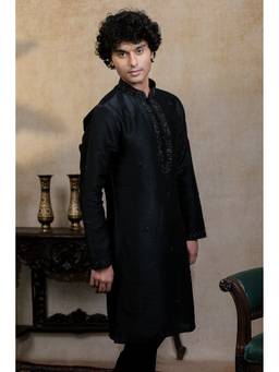 HILO DESIGN - Kajal Phool Black Floral Silk Embroidered Kurta with Dupatta