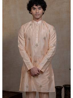 HILO DESIGN - Ananta Peach Semi Pattu Silk Embroidered Kurta