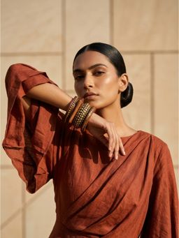Mitali Jain - Brown Tara Wood Bangle Stack - Pack of 4 (2.4)
