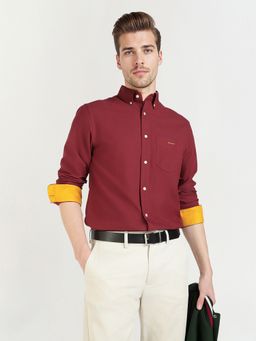 GANT - Men Maroon Beefy Oxford Pure Cotton Collar Shirt
